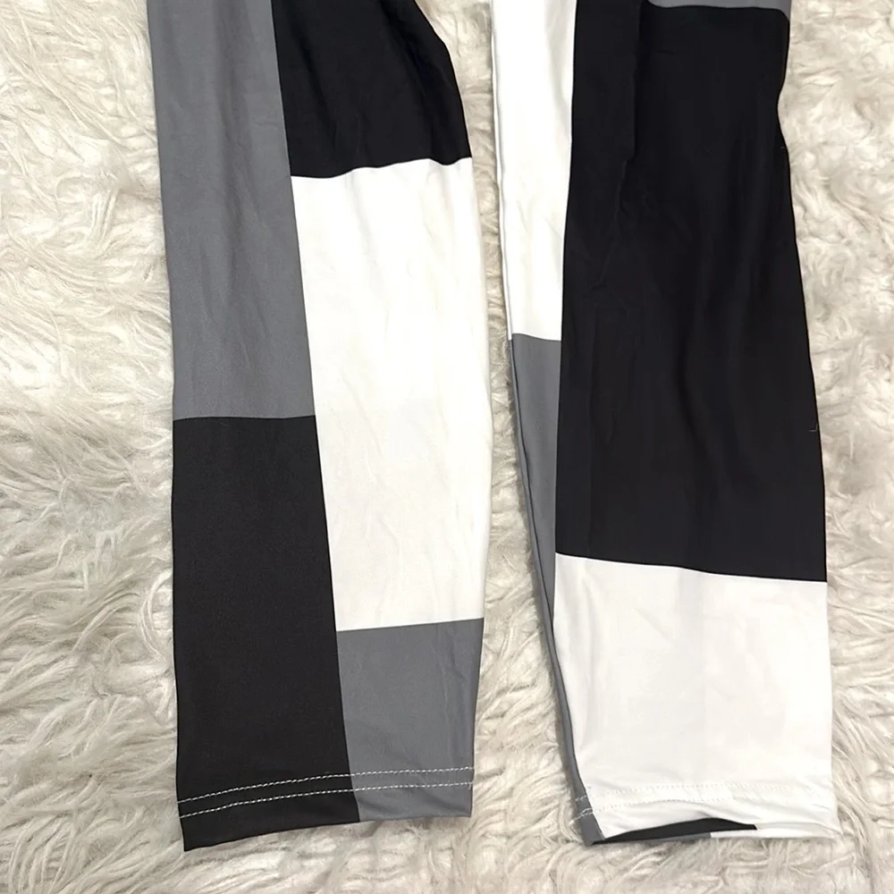 Matching Set - Picture 6 of 7